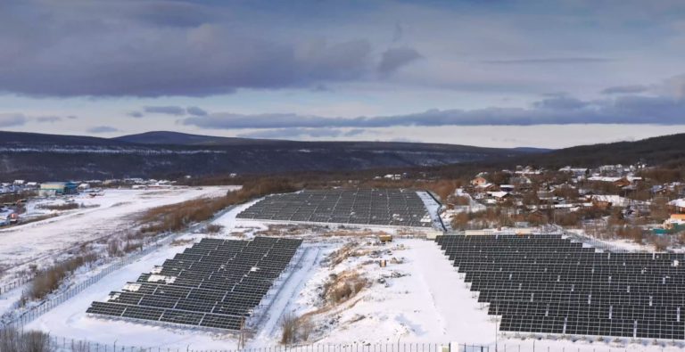 В Красноярском крае введена в эксплуатацию крупнейшая в России солнечно-дизельная электростанция