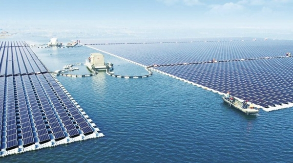 В Африке строят плавучие солнечные электростанции